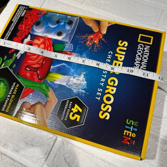 New National Geographic Super Gross Chemistry Set, STEM - Picture 10 of 11